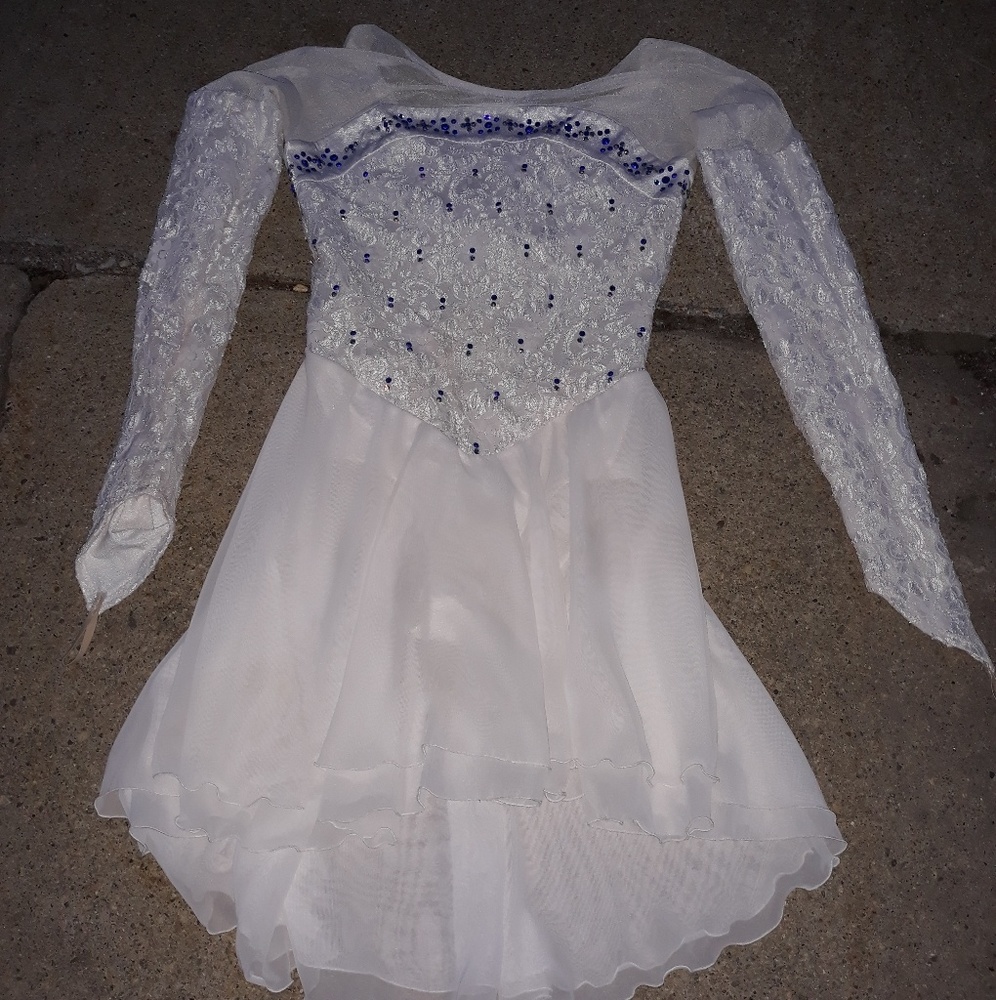 Del arbour ladies small figure skating dress